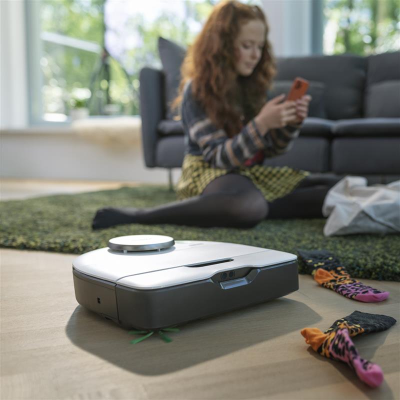 VR7 Robot Vacuum